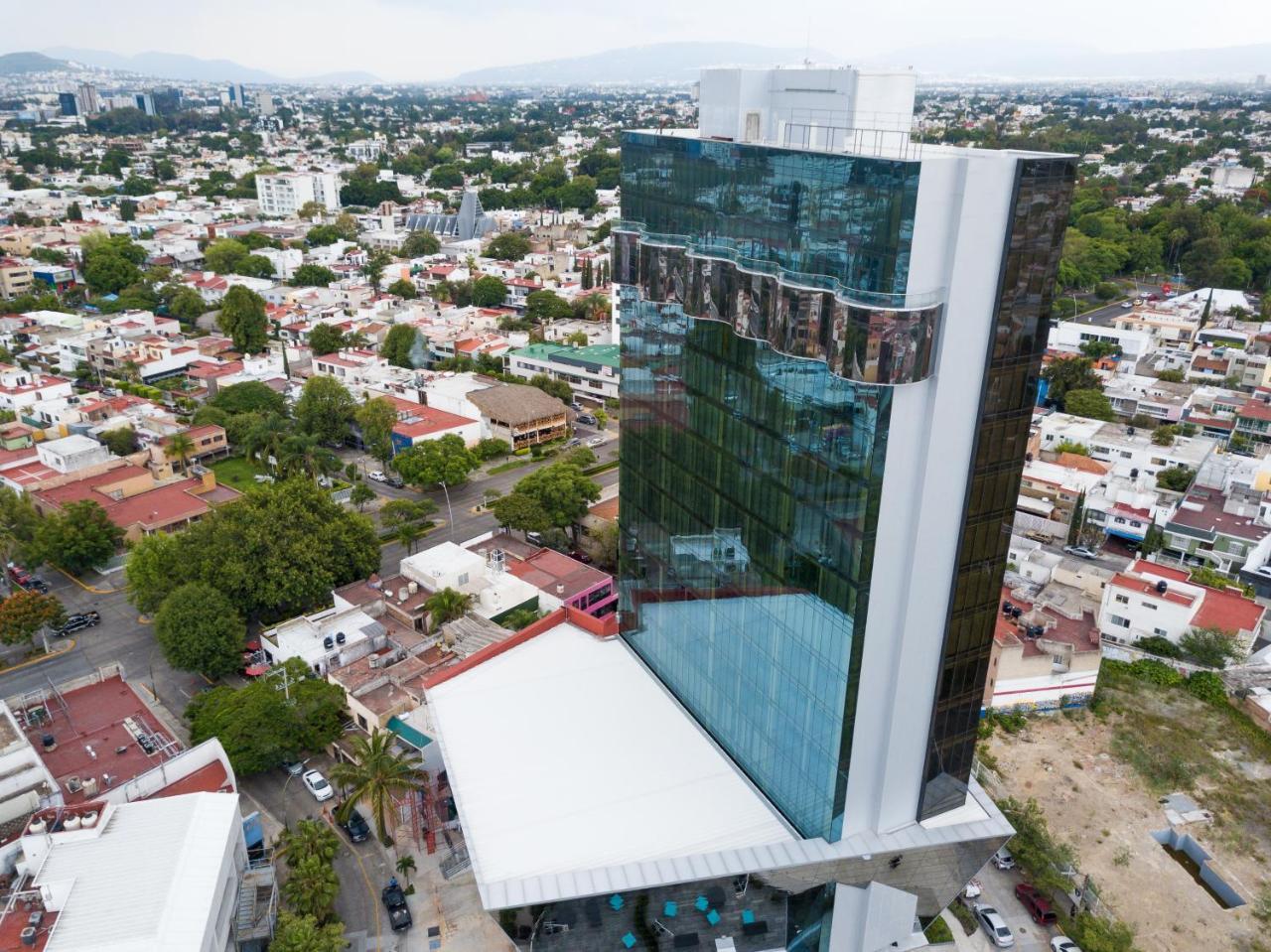 Baruk Guadalajara Hotel de Autor Bagian luar foto Torre Futura