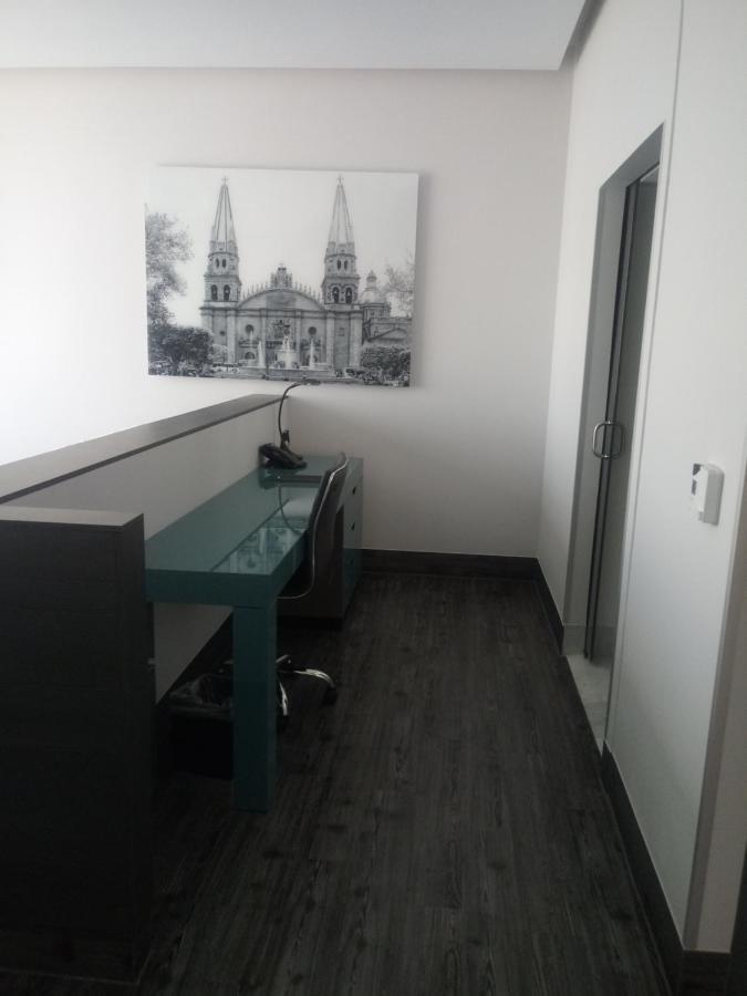 Baruk Guadalajara Hotel de Autor Bagian luar foto A room at the hotel